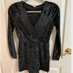 Garage’s Velvet Romper (Christmas Dress!)
